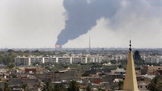 Tripolis požiar ropa (SITA)
